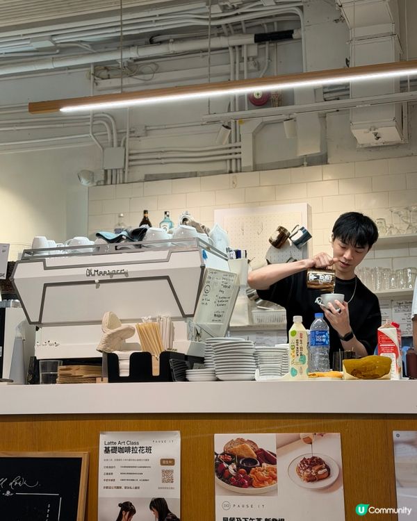 北角Cafe☕️ 天鵝駱駝拉花💖🤤