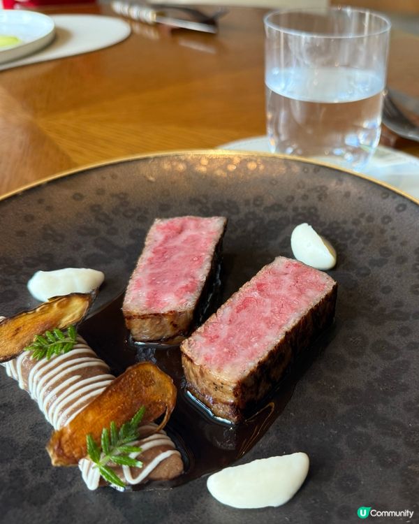 香港米芝蓮三星Amber全體驗