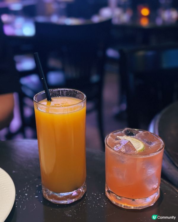 尖東站P1出口行5分鐘左右就到呢間Boticario Bar...