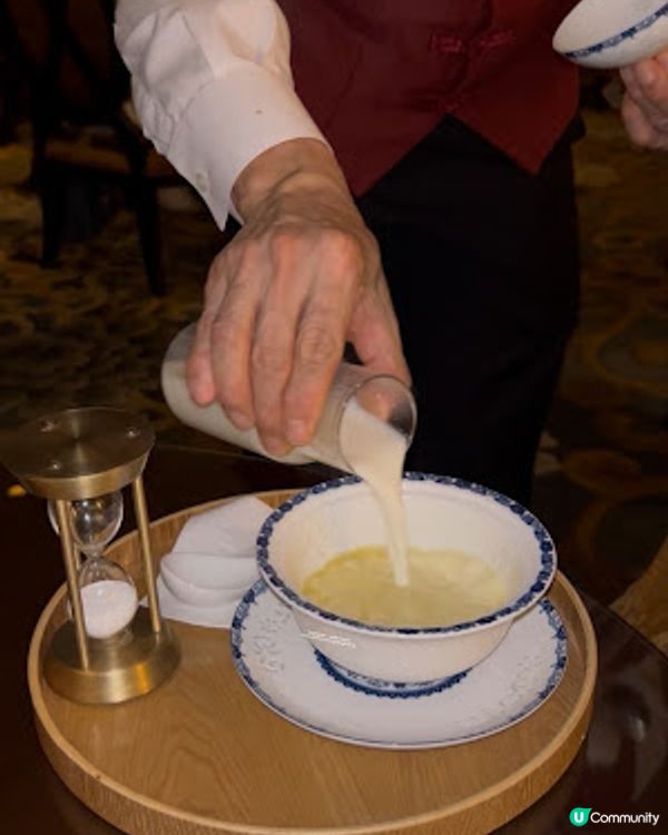 【尖沙咀 食記】香格里拉酒店 Lobby Lounge ♥ 嘆個五星級中式糖水 ♥ 即製薑汁撞鮮奶。芋圓桃膠芝麻糊椰皇燉蛋白