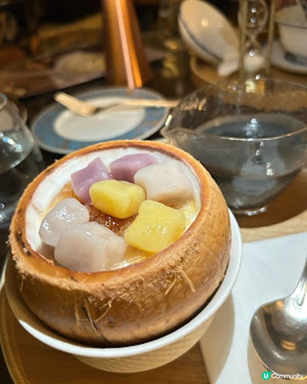 【尖沙咀 食記】香格里拉酒店 Lobby Lounge ♥ 嘆個五星級中式糖水 ♥ 即製薑汁撞鮮奶。芋圓桃膠芝麻糊椰皇燉蛋白