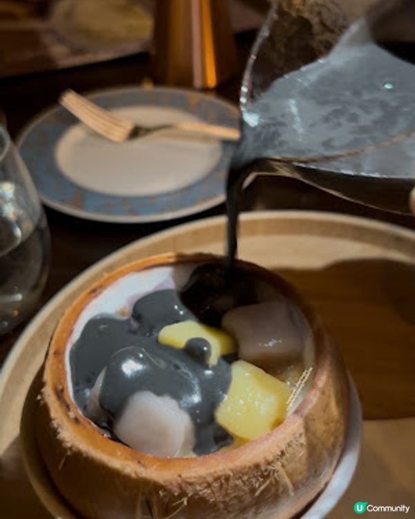 【尖沙咀 食記】香格里拉酒店 Lobby Lounge ♥ 嘆個五星級中式糖水 ♥ 即製薑汁撞鮮奶。芋圓桃膠芝麻糊椰皇燉蛋白
