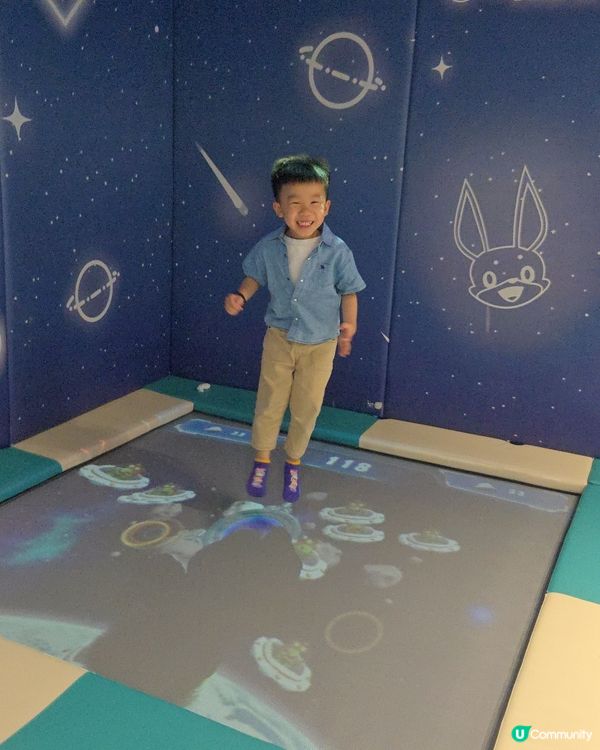 🌌 邊玩邊學🌟全港首個AI混合遊樂場！🚀