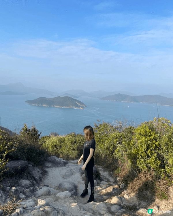 龍蝦灣景色真係好靚，行山路線又唔辛苦，沿途都有好靚既景色，睇...