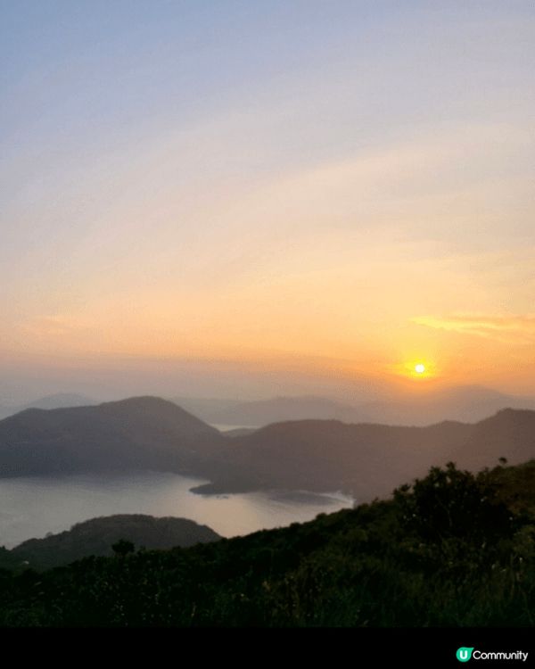 龍蝦灣景色真係好靚，行山路線又唔辛苦，沿途都有好靚既景色，睇...