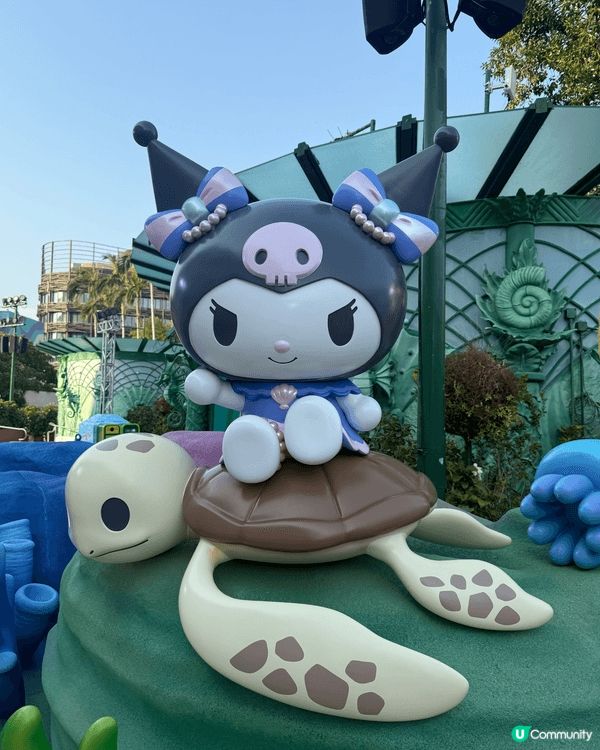 我非常喜歡海洋公園「蔚藍海洋之旅」中這三張 Sanrio c...