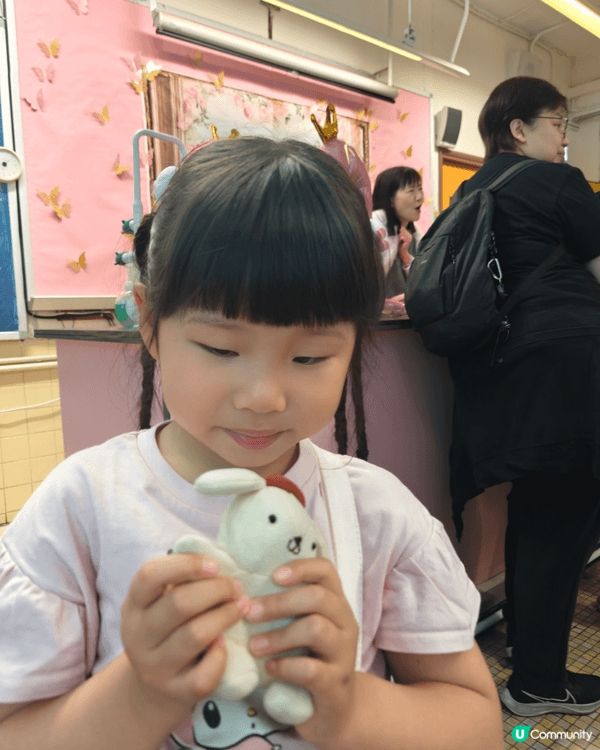 我最喜歡布甸狗，每一隻也冇小名，最愛大大和小小：小小帶他周遊...