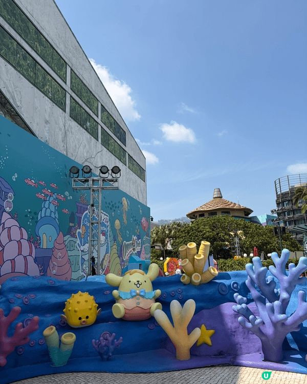 在三月時候得知海洋公園有同Sanrio 合作，剛好老公3月生...