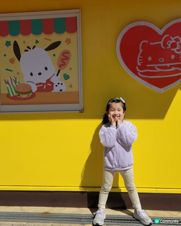 囡囡最鐘意玉桂狗，其次係Melody同hello kitty...