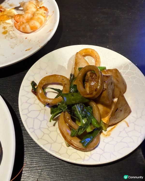台中任食海鮮，有大頭蝦，鮑魚，生蠔，東風螺