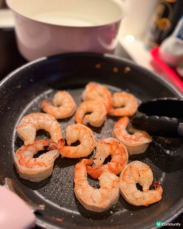 輕鬆快煮！白汁大蝦蝴蝶粉 🦐