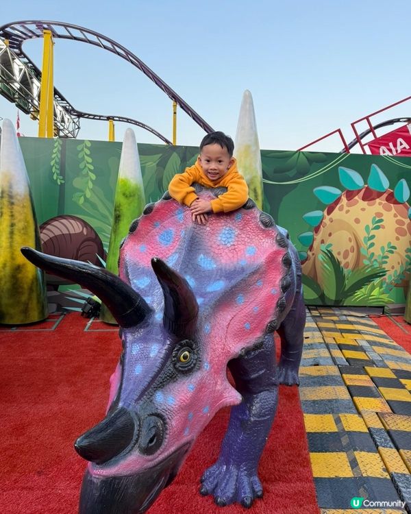 友邦嘉年華好好玩！👧👦🎡