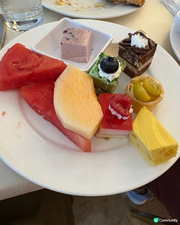 龍寶國際自助餐