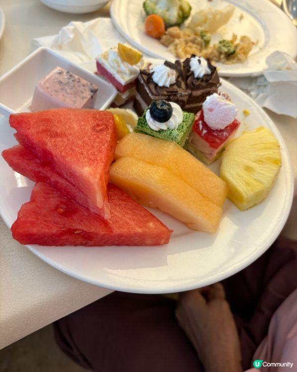 龍寶國際自助餐