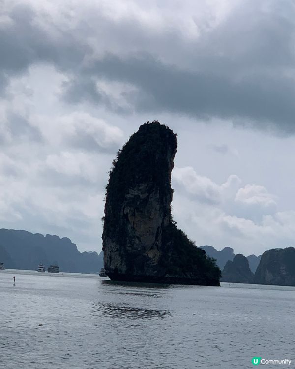 海上漫遊下龍灣！🏞️ 遠眺鬥雞石！👫