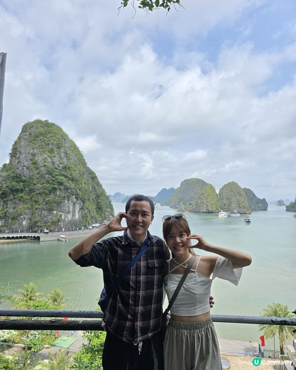 海上漫遊下龍灣！🏞️ 遠眺鬥雞石！👫