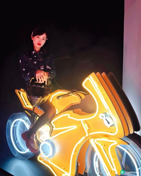 香港DX設計館———「璀璨霓虹」展覽