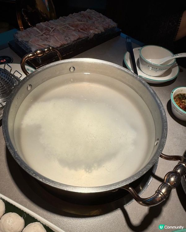 特色魚火鍋