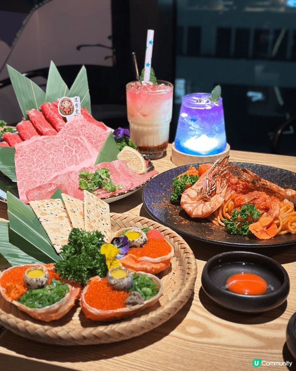 餐廳以達摩主題➕日系風格裝修為主，設有達摩神台、打卡牆及窗外...