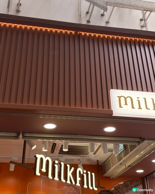 尖沙咀泡芙店🍰排到街尾，即刻試！😋