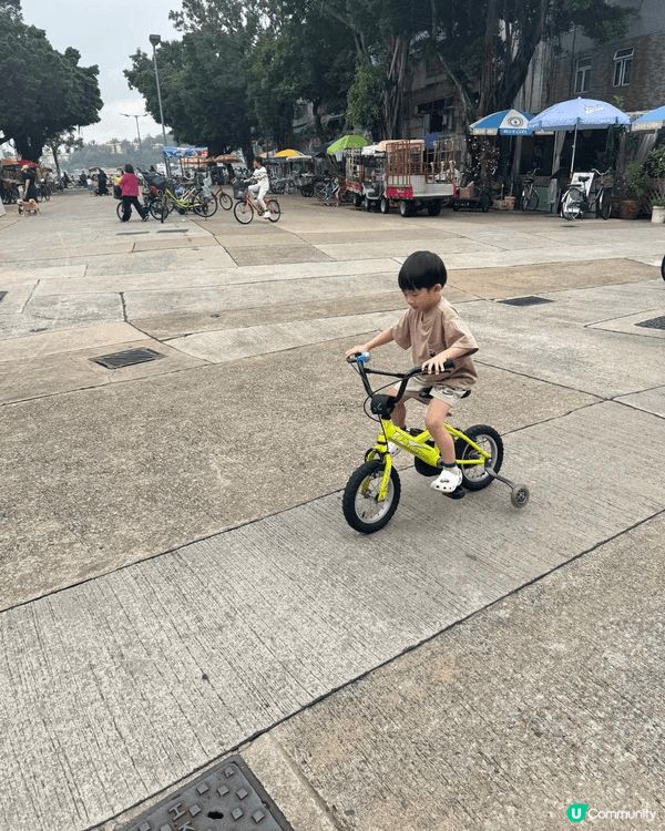 趁住復活節一家人去長洲行下，雖然天氣唔算好好，但係都冇落大雨...