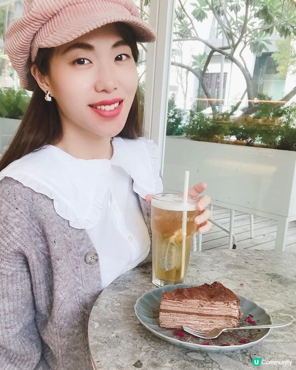 金茂宜 café ☕️chill 爆！💯純白系氛圍