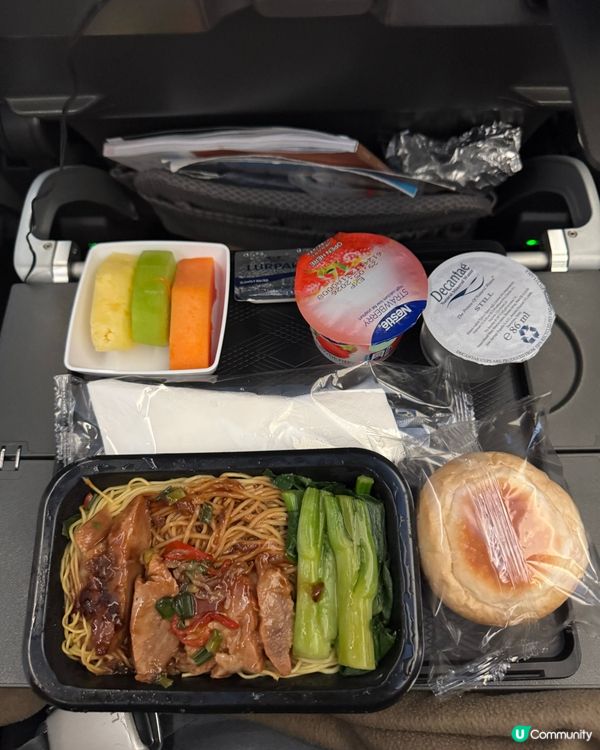 機上飛得穩超舒服！✈️🥳