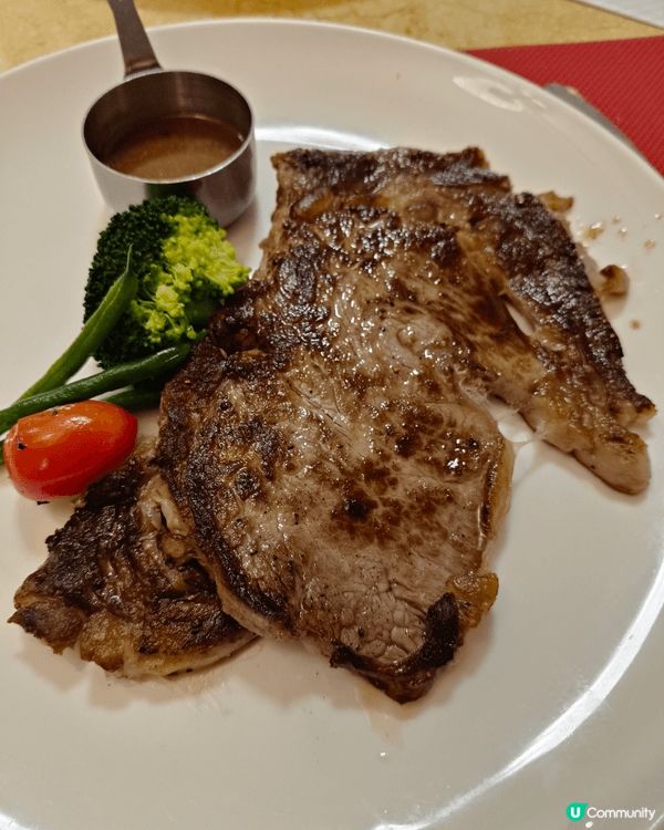 今晚同老公嚟到屯門悅品度假酒店The Platter，最驚喜...