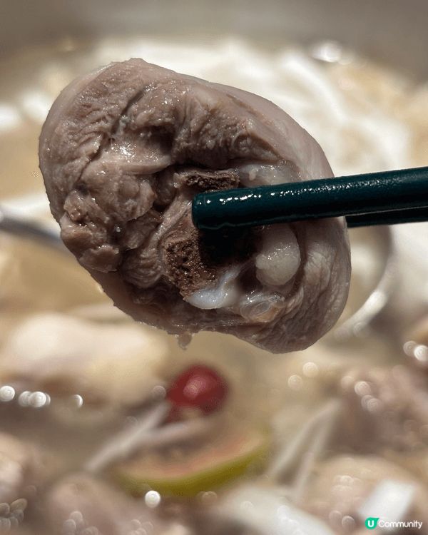 🥥 深圳圓潤四季椰子雞火煱：清新脫俗的粵式療癒滋味