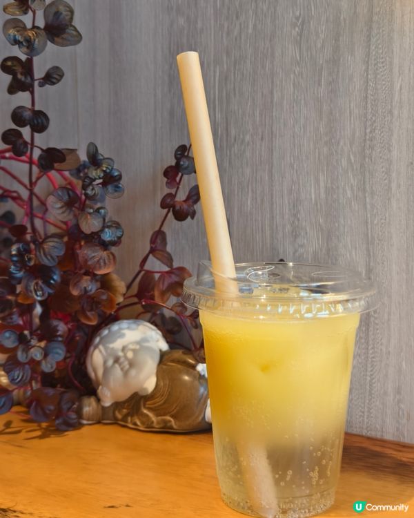 鬧市中讓人瞬間靜下心來的cafe