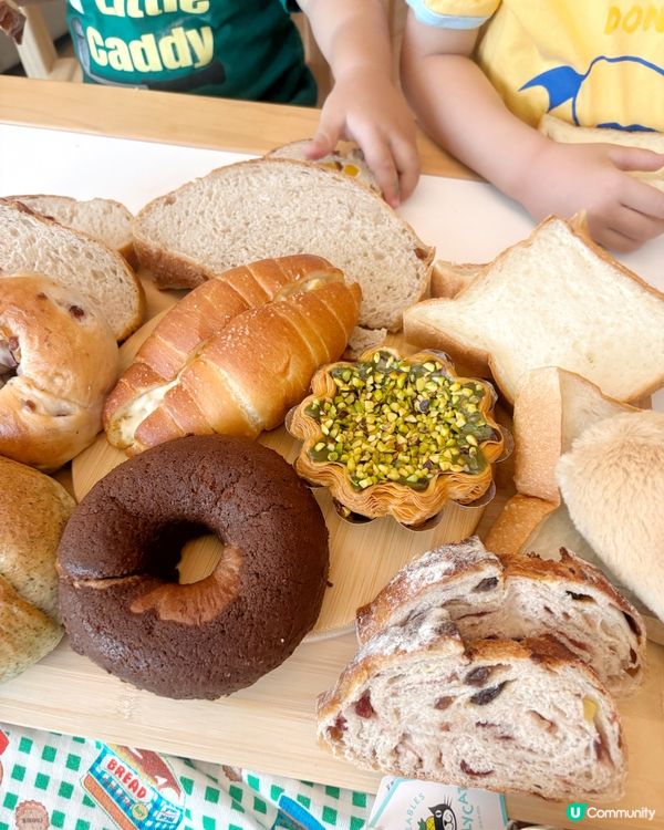 港島手作麵包店｜屋企開麵包Buffet🥐🥯🍞🥖