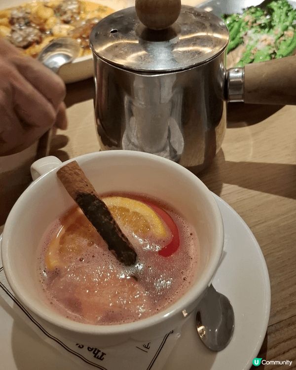 新餐廳 UURO 位於銅鑼灣廣場地庫，環境十分適合打卡！有多...
