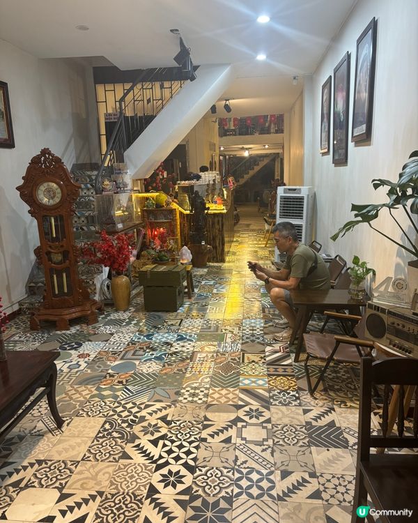 旗幟燈泡下，峴港慢時光 🇻🇳✨