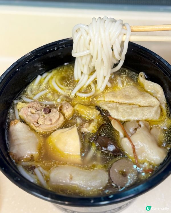 屯門火將軍：生炸雞髀與藥膳風味