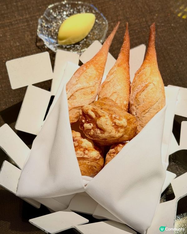 想喺尖沙咀搵一間極具儀式感､嘢食又精緻嘅法式 Fine Di...