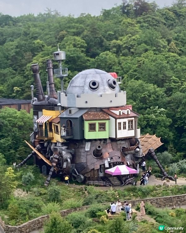 吉卜力公園最值得打卡的是吉卜力大倉庫內的經典場景展,能一次拍...