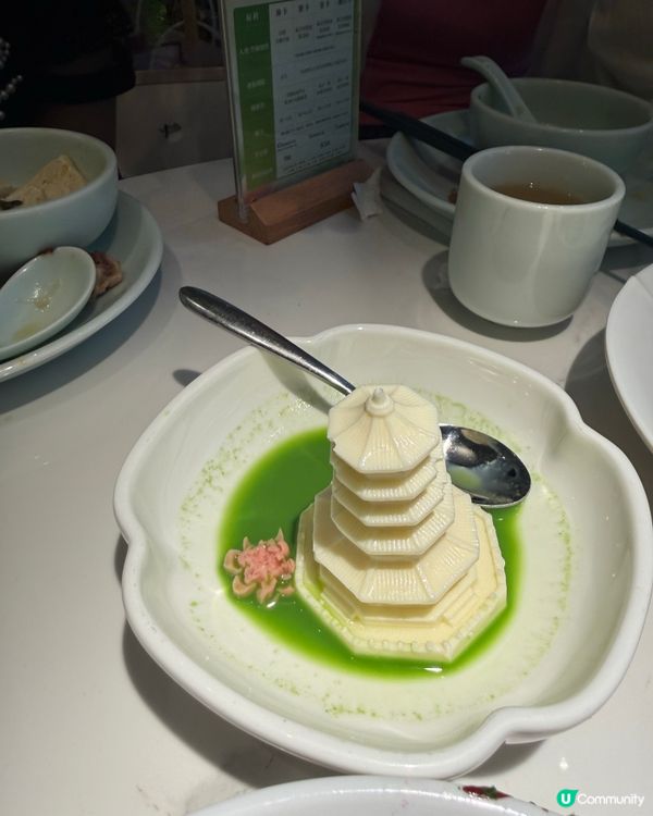 綠茶餐廳登陸香港！🐲🍜