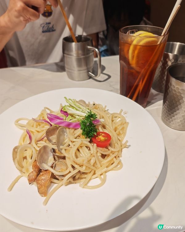 老派茶記隱藏驚喜！ 🍝🍚