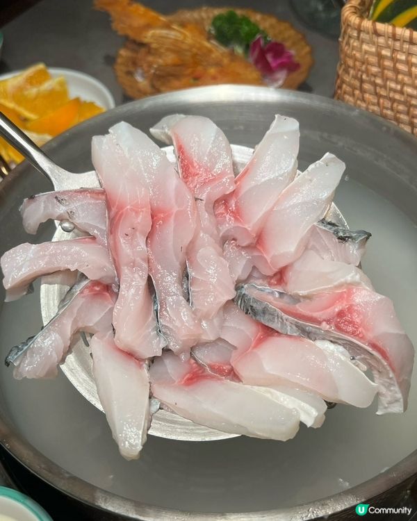 呢度有兩個符合你要求嘅社交媒體貼文標題：

新店開！港人北上