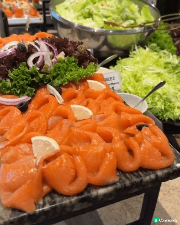 銅鑼灣高質海景自助餐 I 和牛+生蠔無限任 食！