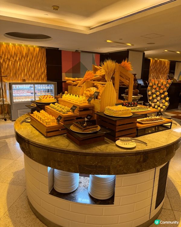 Cafe Marco lunch buffet 