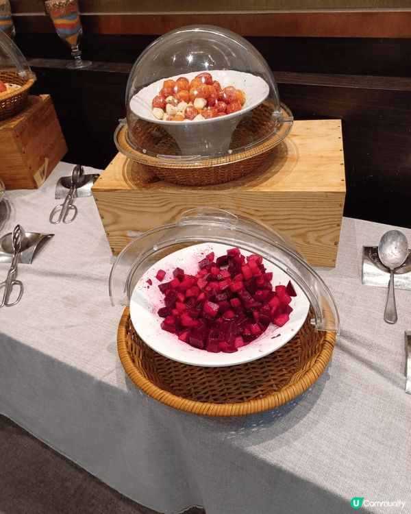 香港珀麗酒店半自助午餐提供極高性價比的半自助午餐，價格親民，...
