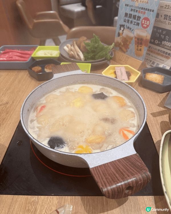 山見打邊爐環境都幾舒服  唔會太逼 食材新鮮選擇都多  湯底...
