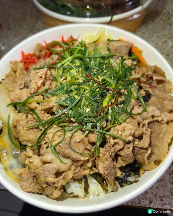 巨型開心果麻糬蛋糕 x 抵食台灣菜