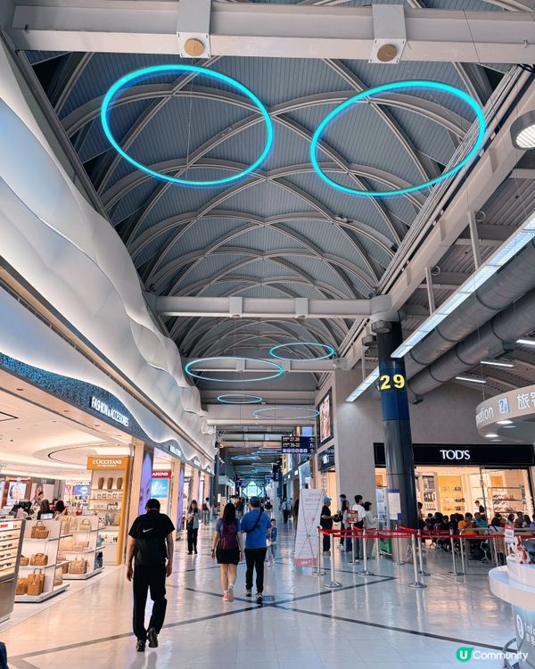 藝術機場 ✈️ 感受藝術零距離