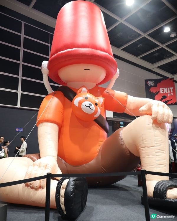 6米高BUCKET MAN+法國賭神降臨Comic Con