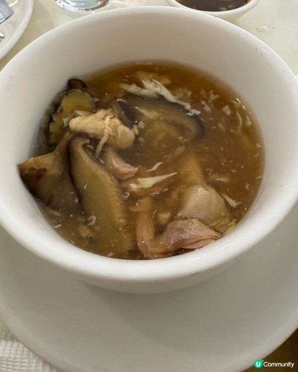 位置方便、食物選擇豐富的自助晚餐
