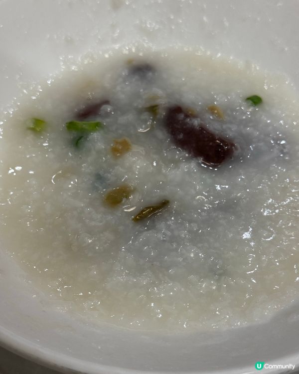 機場阿鴻醫肚！🤤