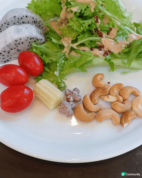 我的用餐體驗是環境清幽、採光度十足，取餐位置非常方便及整潔，...