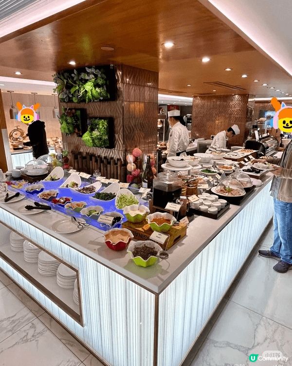 這次去嘗了香港百樂酒店的自助午餐，主題是藥膳料理
